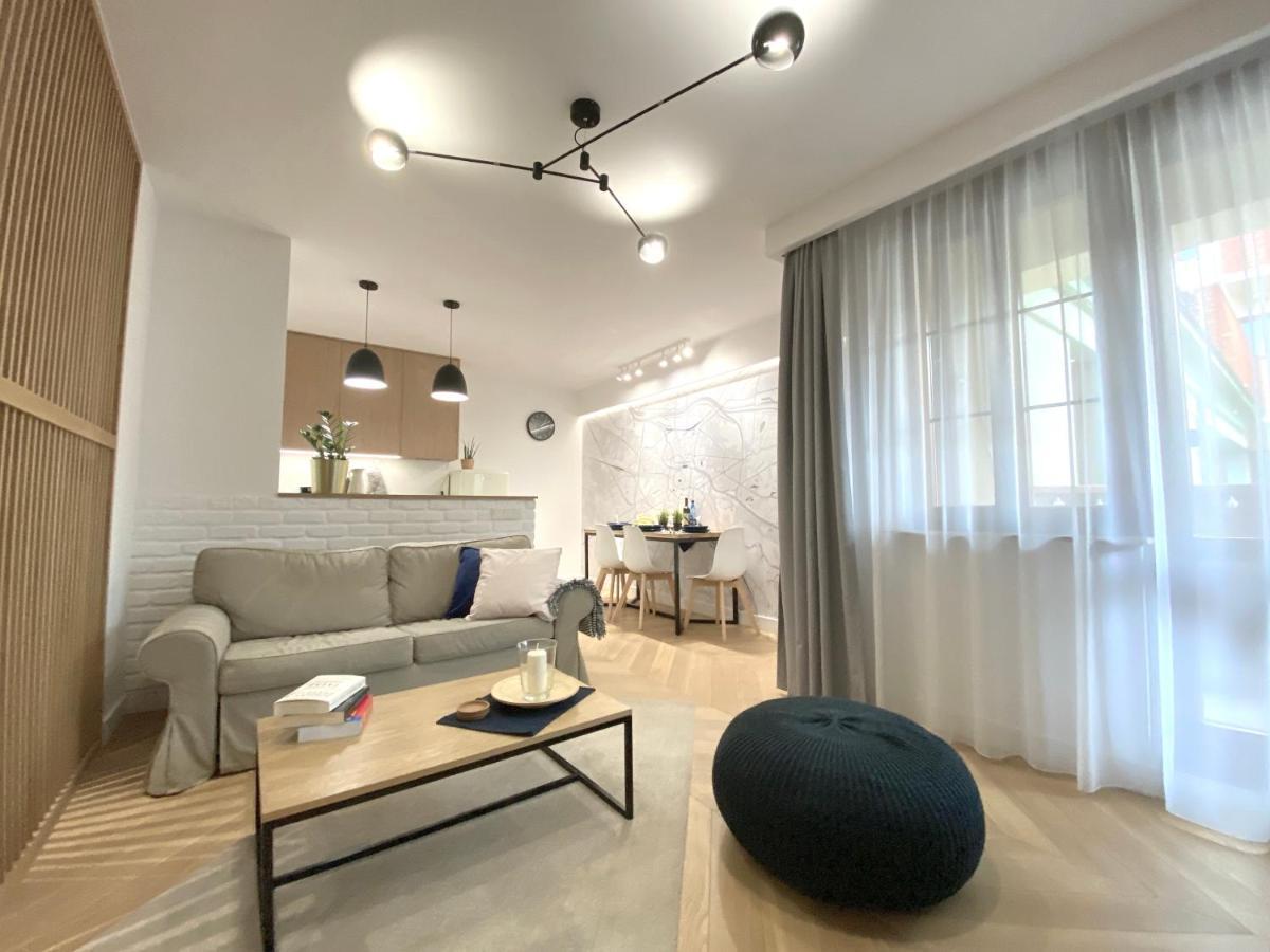 Mycherry - Old Town Apartment - Wiezienna 21C Wroclaw Exterior photo